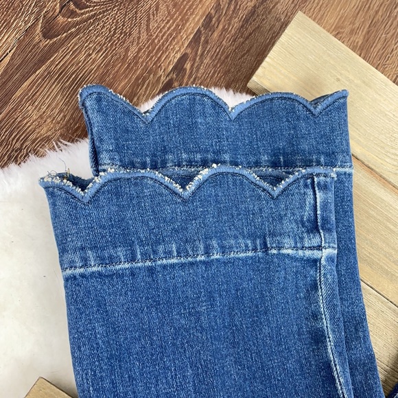 Frame Denim NWT Le Crop Mini Boot Scalloped Jeans - Picture 3 of 7